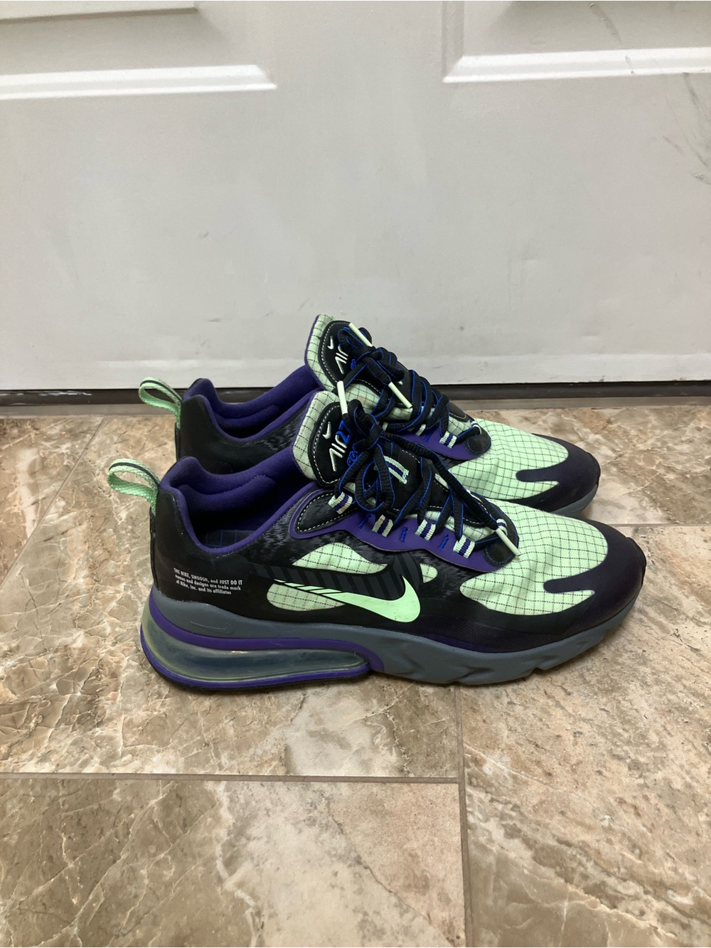 Nike Air Max 270 React 'Future Swoosh' Size 9